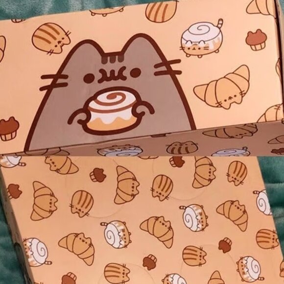 SEALED NIB Pusheen Summer 2022 Cat Box - Picture 3 of 4